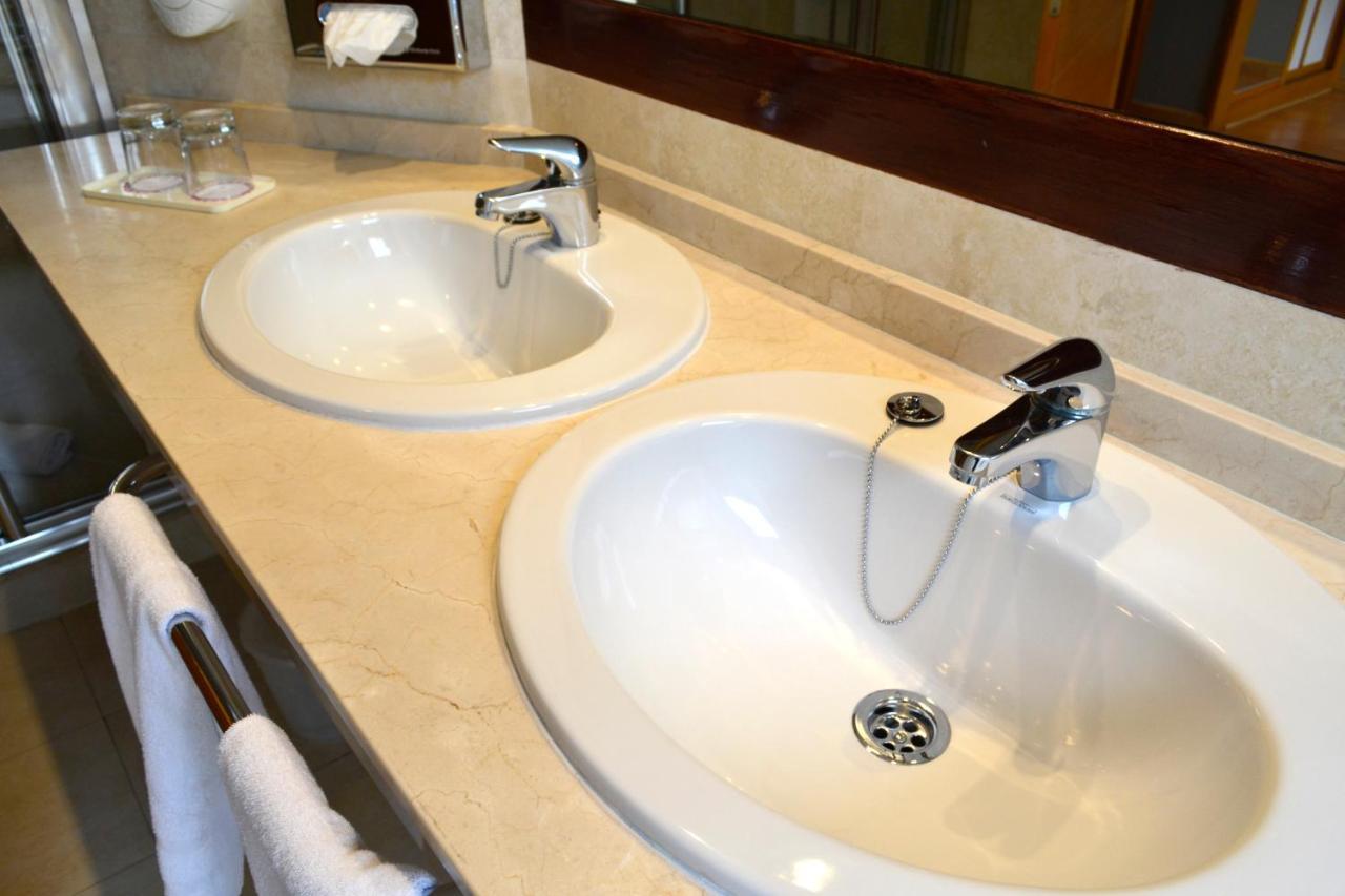 Hotel Alda Palacio Valdes Αβιλές Εξωτερικό φωτογραφία