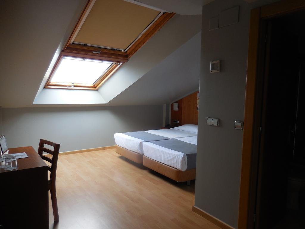 Hotel Alda Palacio Valdes Αβιλές Εξωτερικό φωτογραφία